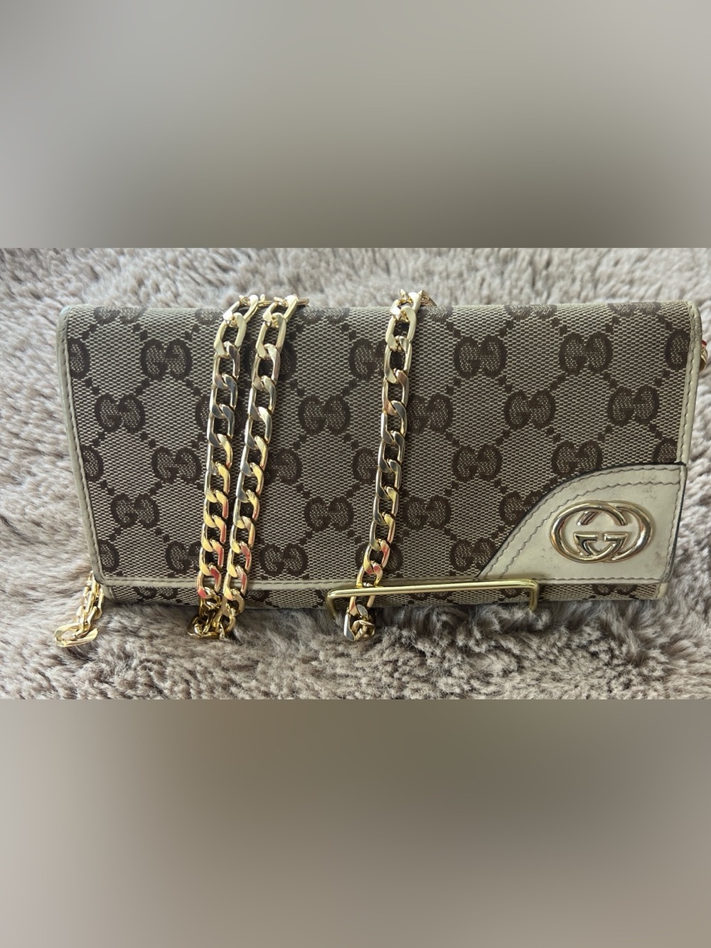 Vintage Gucci Lovely Heart GG Canvas Continental Flap Wallet/Crossbody/ w Chain